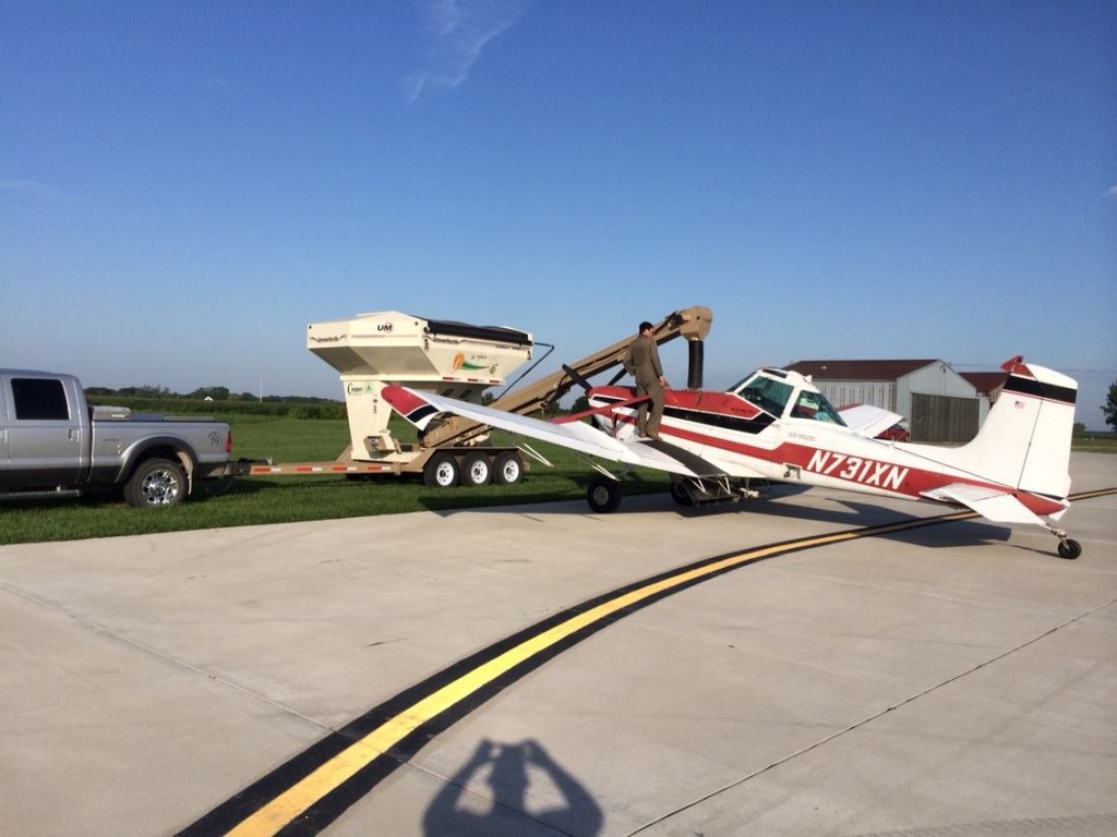 Loading plane